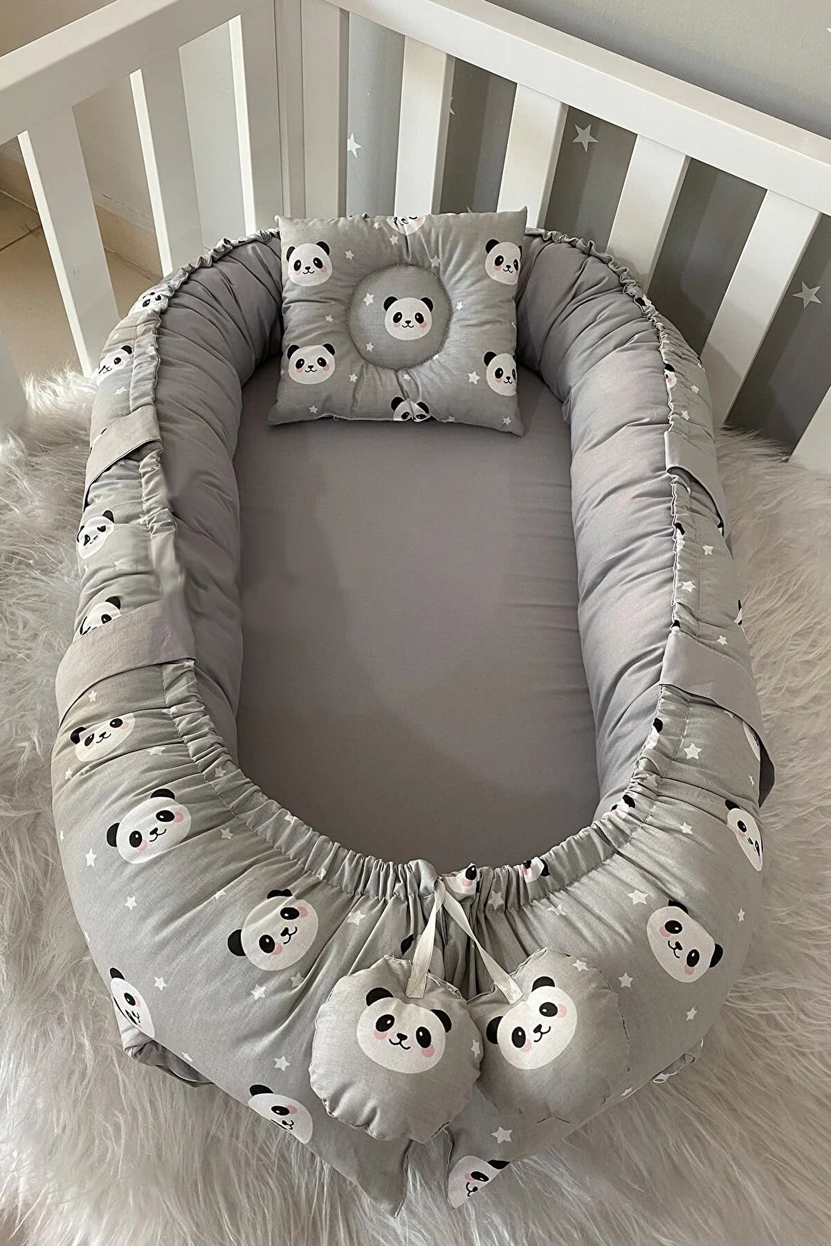 Arvely Grey Panda Baby Nest